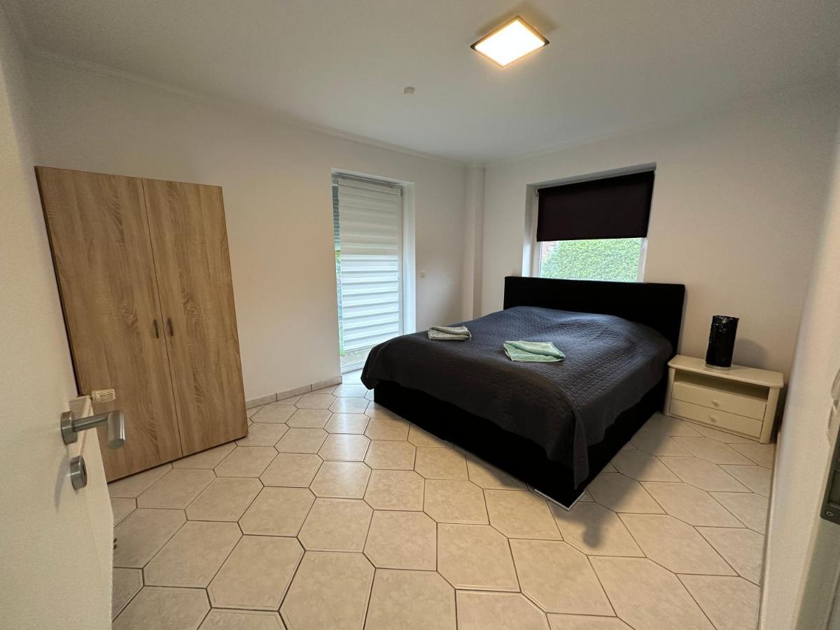 Ferienwohnung Am Hafen Ruestersiel Wilhelmshaven Exteriör bild